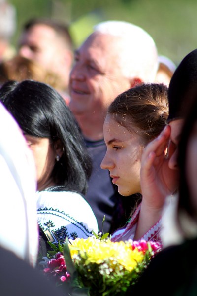 59_400x600.jpg