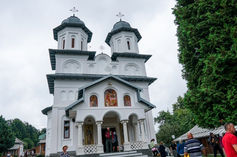 1_800x533.jpg