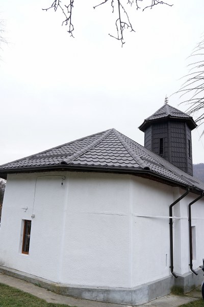 2_400x600.jpg