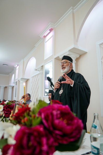 59_400x600.jpg
