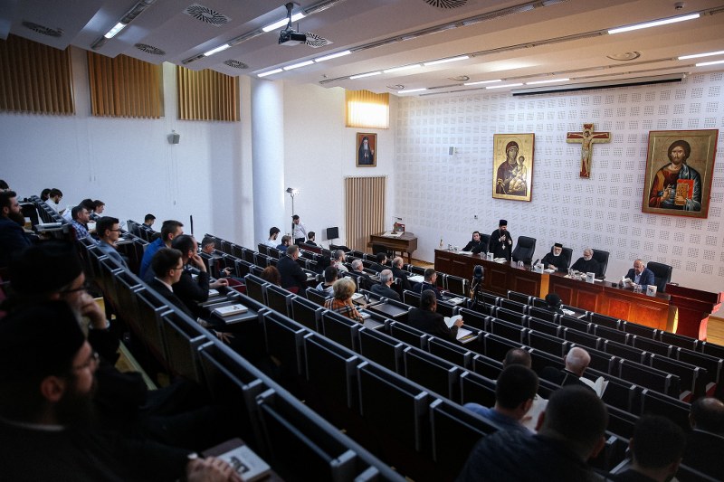 12_800x533.jpg