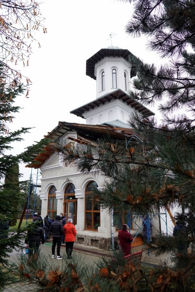 1_400x600.jpg