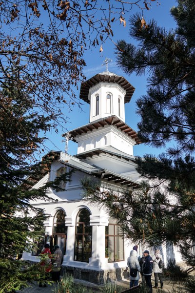 1_400x600.jpg