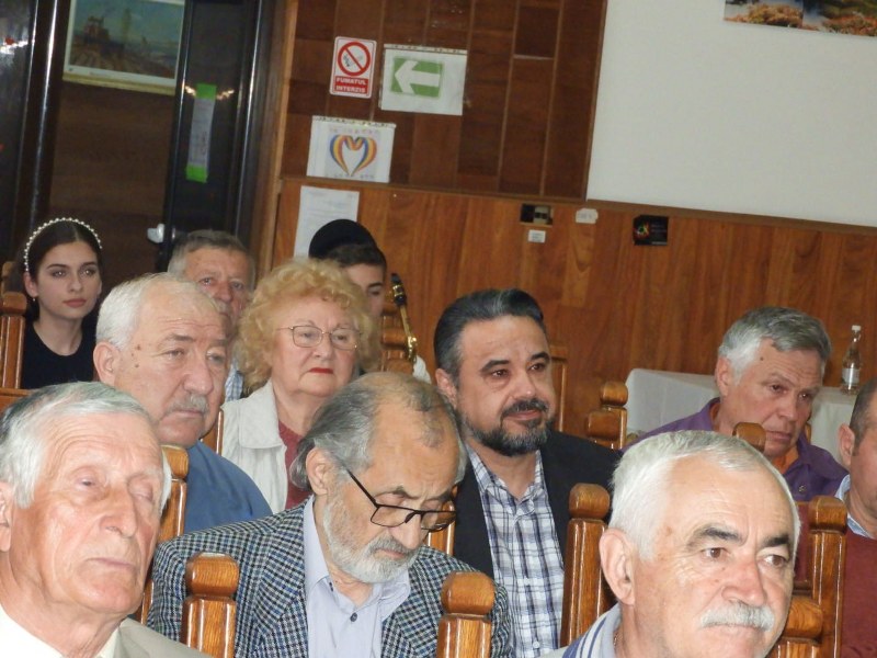 15_800x600.jpg