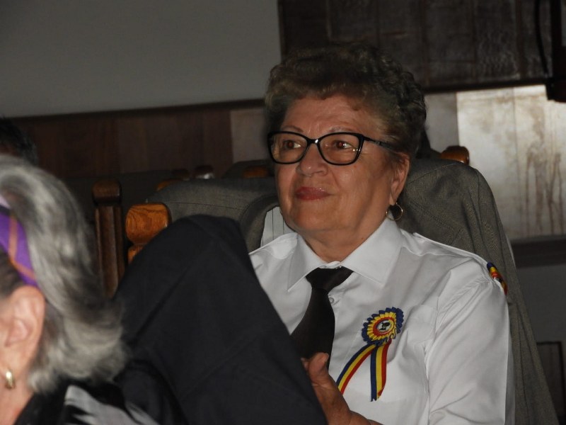 34_800x600.jpg