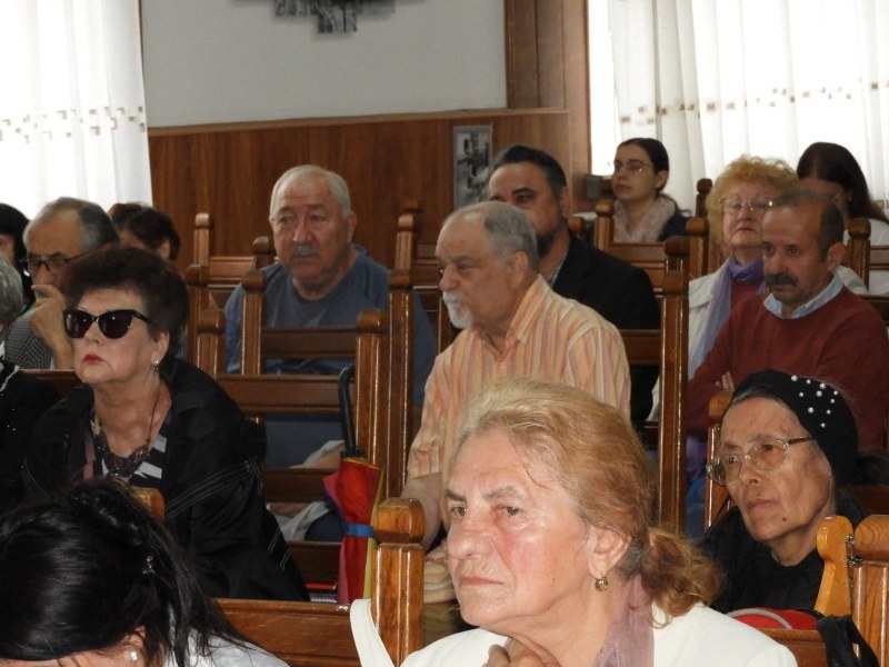 62_800x600.jpg
