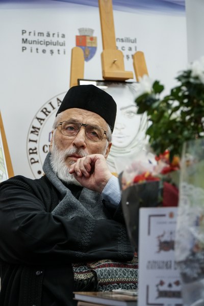 25_400x600.jpg