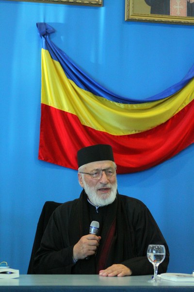 27_400x600.jpg