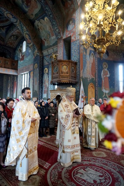 2_400x600.jpg