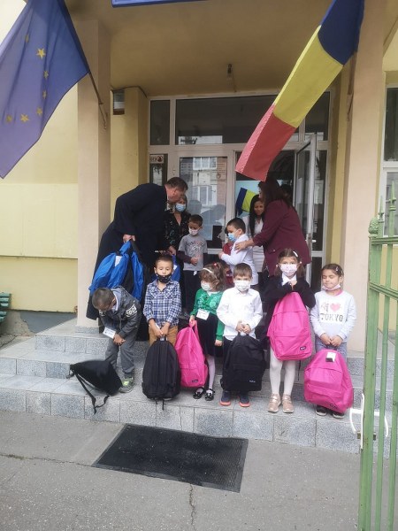 9_450x600.jpg