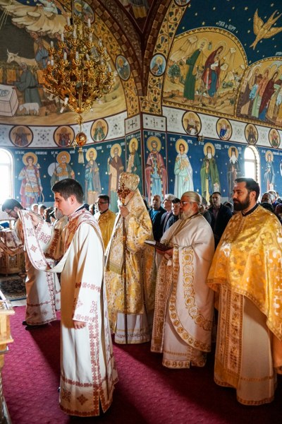 2_400x600.jpg