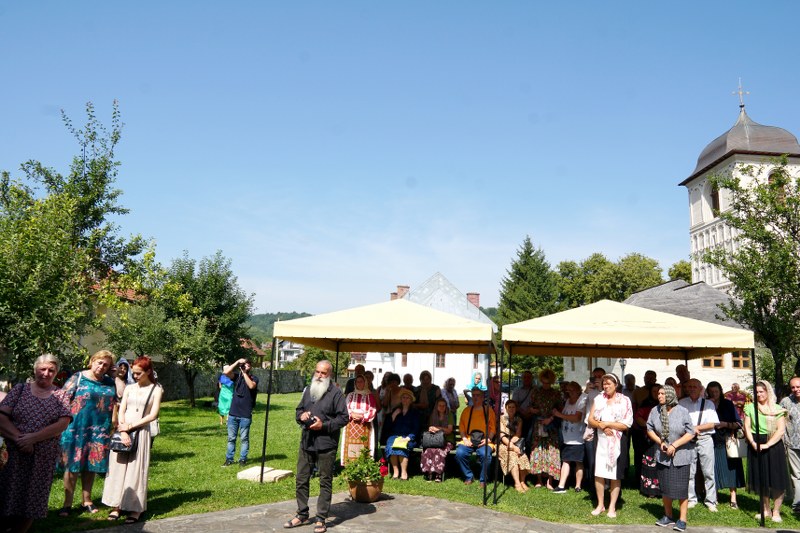 20_800x533.jpg