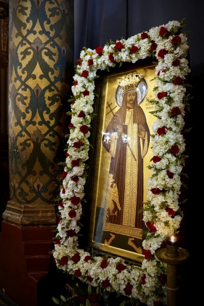 3_400x600.jpg