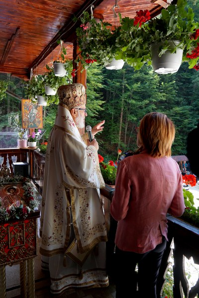 26_400x600.jpg