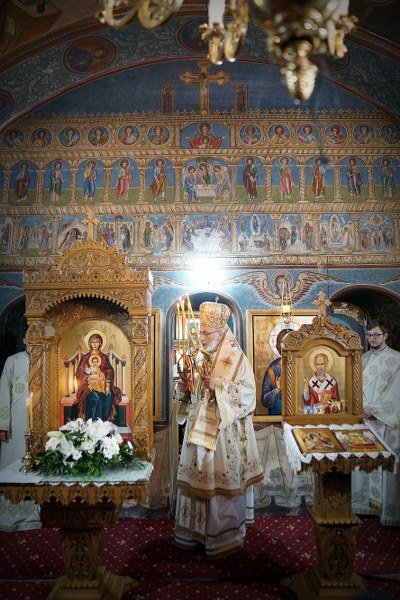 10_400x600.jpg