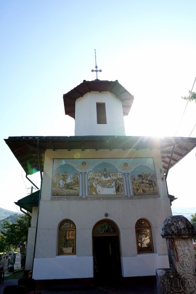 1_400x600.jpg