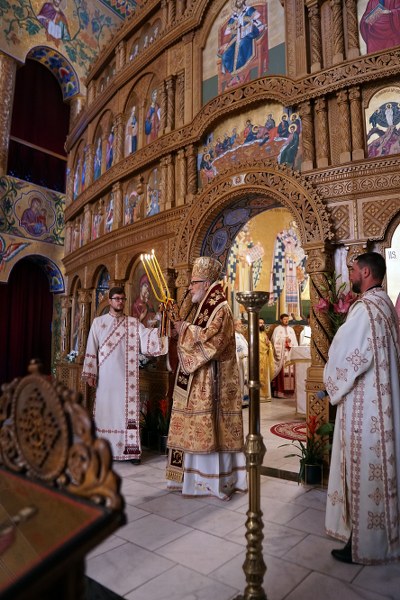2_400x600.jpg