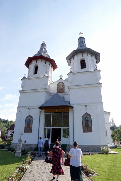 1_400x600.jpg